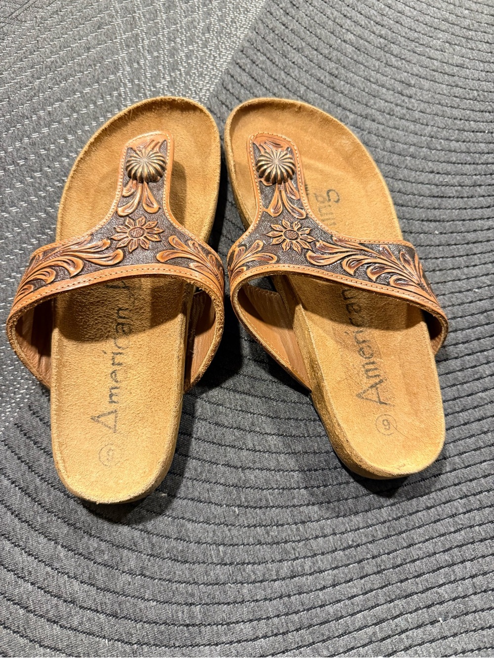 American Darling Brown Floral Tooled Leather Slide Sandals